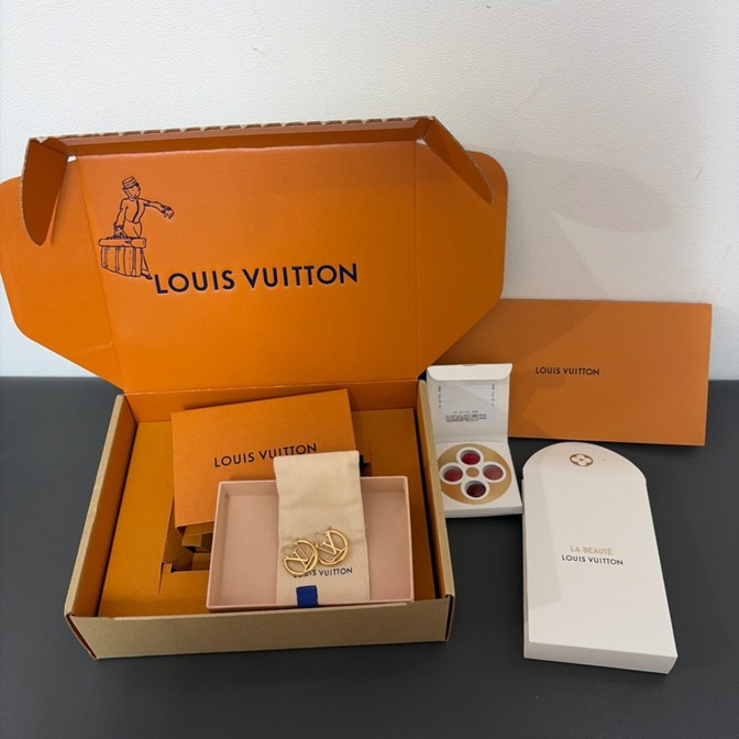 美品●ルイヴィトン LOUIS VUITTON ピアス・ルイーズ M00396