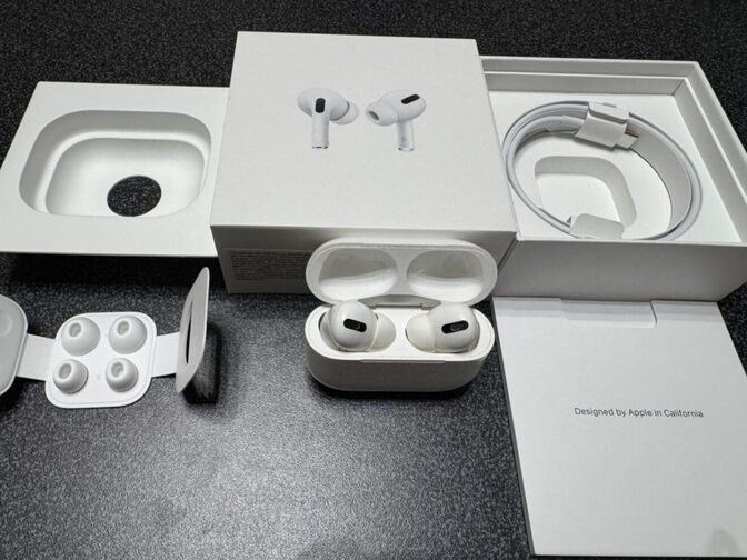 AirPods Pro（第1世代）中古品⭐︎ケース付き