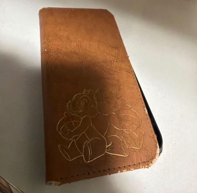 iPhone SE 第3世代 手帳型ケース チップ＆デール ディズニー