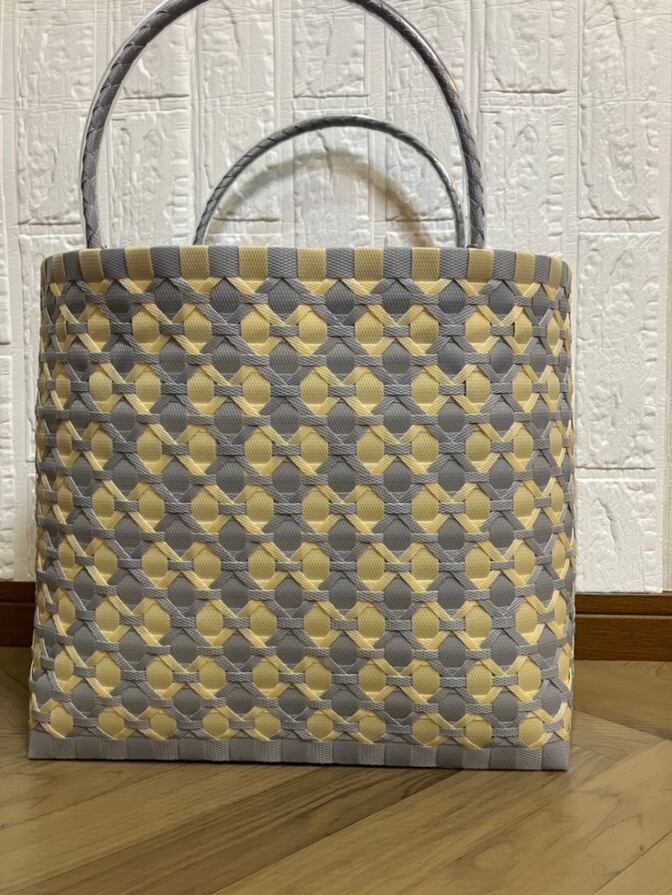 【ハンドメイド】　プラかごバッグ（リボン）