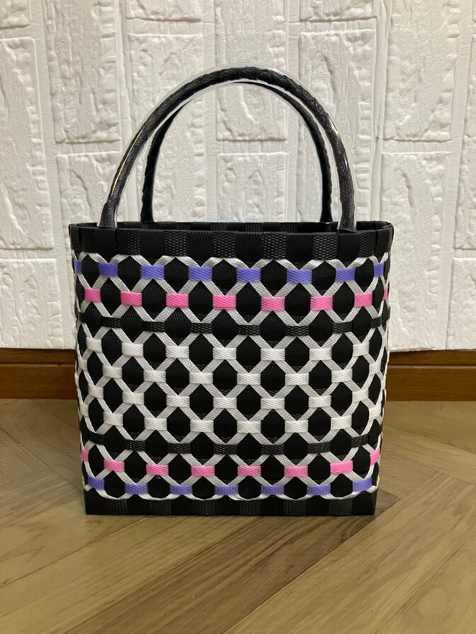 【ハンドメイド】　プラかごバッグ（アジアン風）