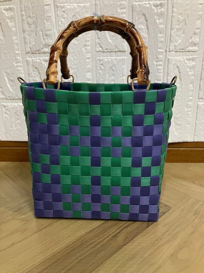 【ハンドメイド】　プラかごバッグ（チェック）