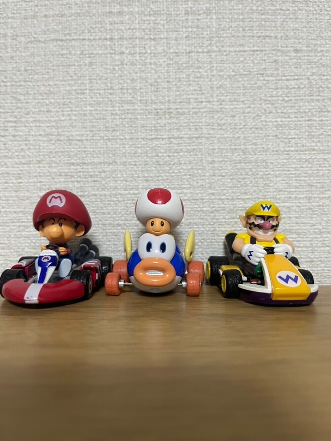 「ベイビーマリオ」「ワリオ」「キノピオ」の車