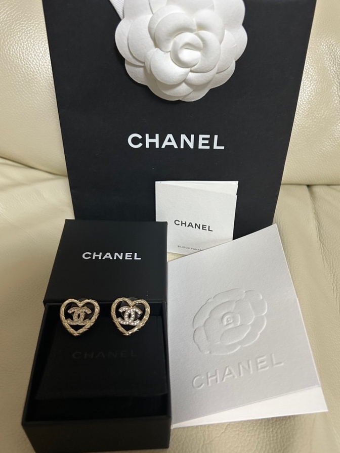 CHANEL シャネル ココマーク ハート ピアス ラインストーン ゴールド B25 正規品