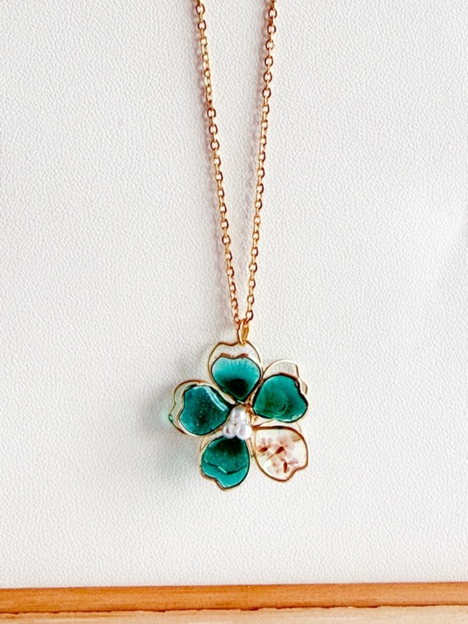 【ハンドメイド】推し活にも♡お花ネックレス　緑