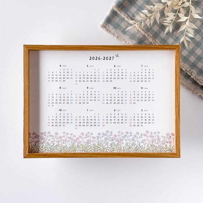 2026年4月はじまり A4 年間ポスターカレンダー : 『ちいさなお花のカレンダー』