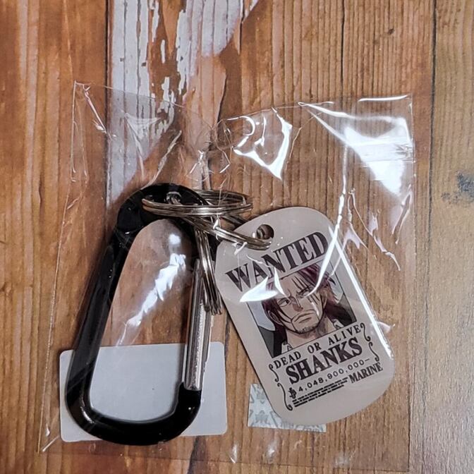 ワンピース　one piece ドッグタグ　キーホルダー　シャンクス　新四皇
