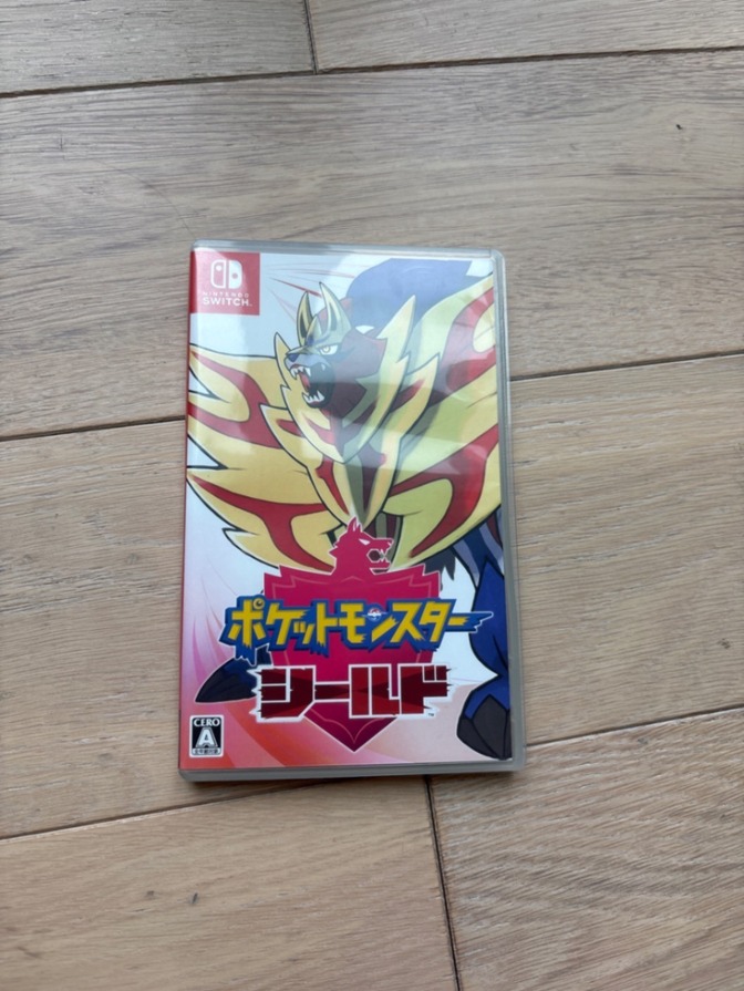 Nintendo Switch ソフト　ポケットモンスター シールド