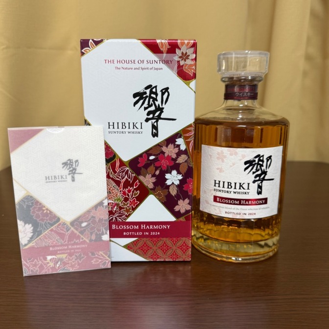 サントリーウイスキー響　BLOSSOM HARMONY 2024 700ml 1本