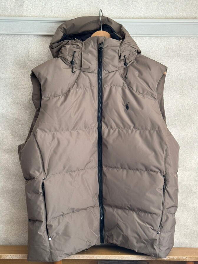 【新品　未使用】RLのダウンベスト
メンズサイズですが女性も可愛く着られます