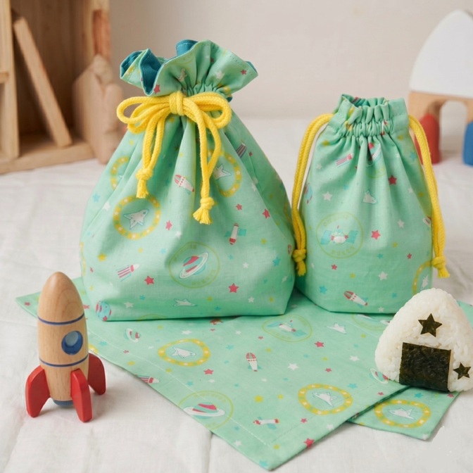 緑×宇宙 ランチ4点セット⚫︎お弁当袋/コップ袋/ランチョンマット2枚【ハンドメイド】