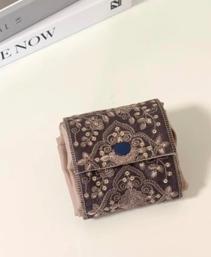 気分が華やぐインド刺繍リボンのマチ付きエコバッグ💓