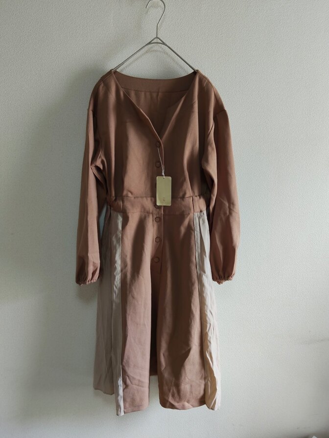 【新品タグ付】atelier irisee 異素材ドッキングワンピース M