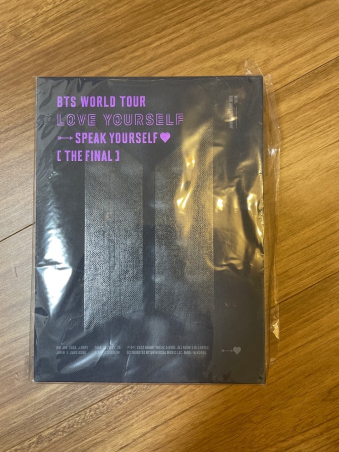 BTS WORLD TOUR
LOVE YOURSELF 
SPEAK YOURSELF 
