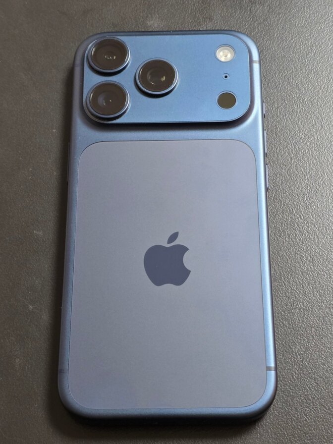 【BT100%】iPhone 17 Pro 256GB ディープブルー PITAKAケース有