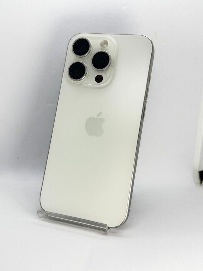 【BT100%】iPhone 15 pro 512GB ホワイトチタニウム AU版SIMフリー345