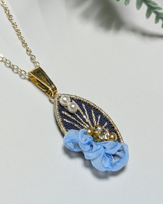 RE44 刺繍マルキーズ シフォンフラワー ネックレス