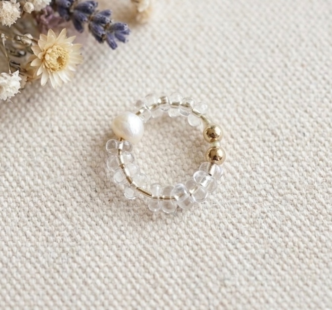 【美品】パール×ガラス風クリアビーズ イヤーカフ ハンドメイド マルシェ購入　上品