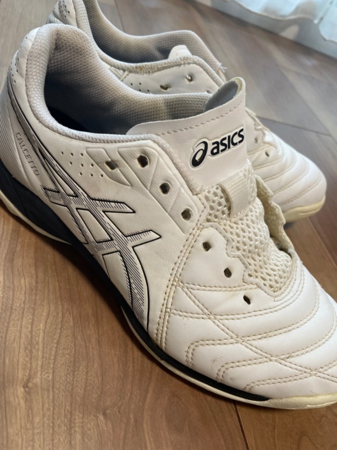 asics トレーニングシューズ24.5