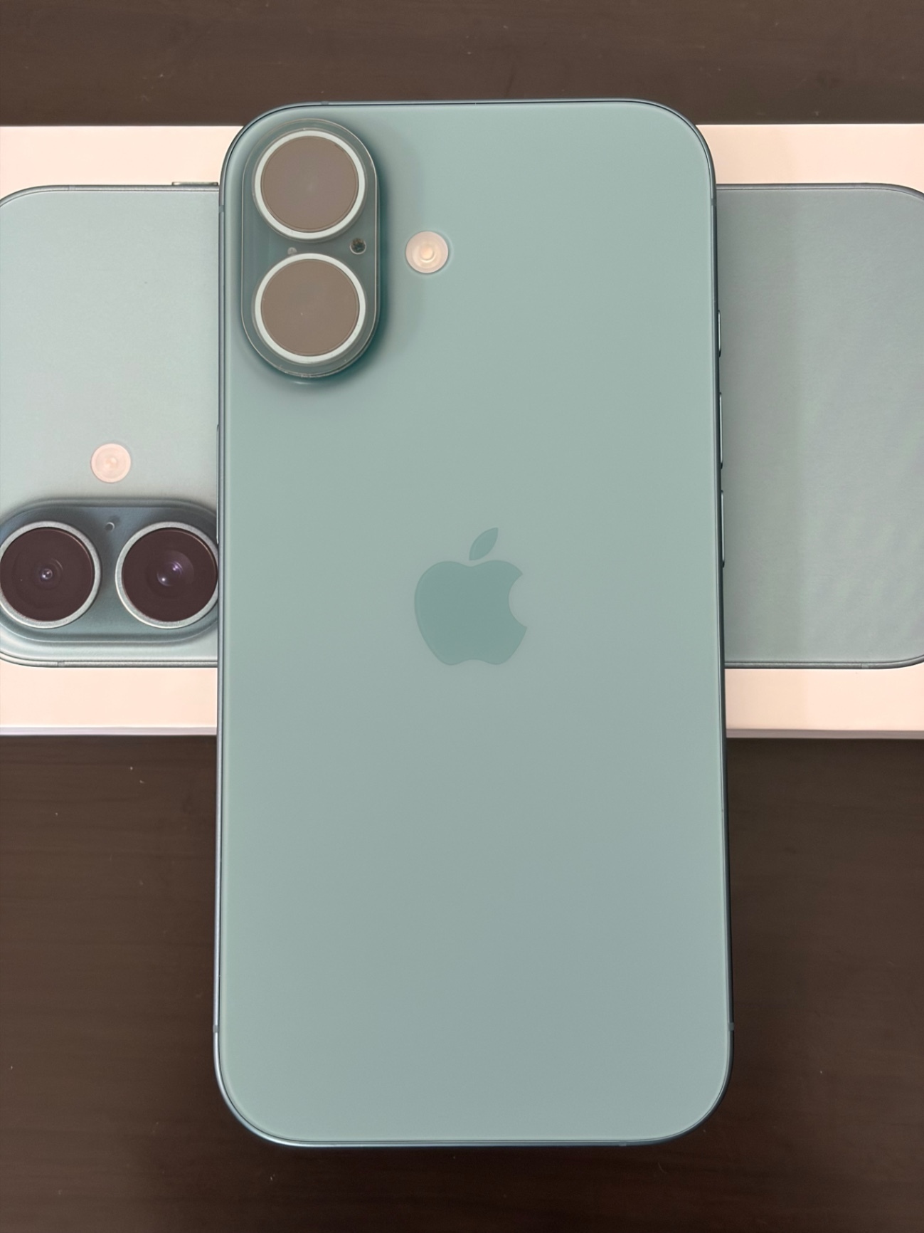 美品】iPhone16 128GB SIMフリー バッテリー97%｜リベシティフリー
