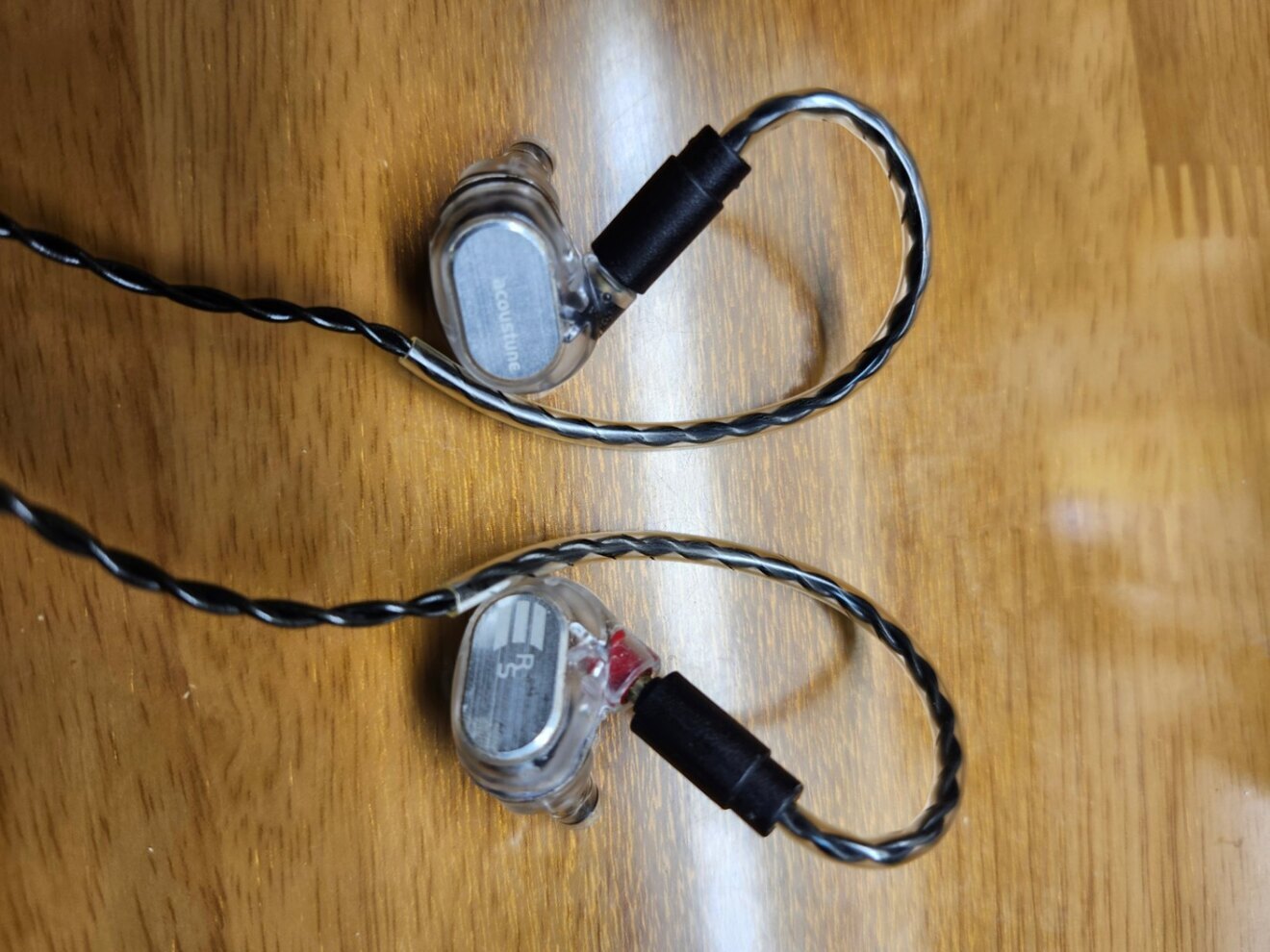 Acoustune RS THREE 有線イヤホン｜リベシティフリーマーケット
