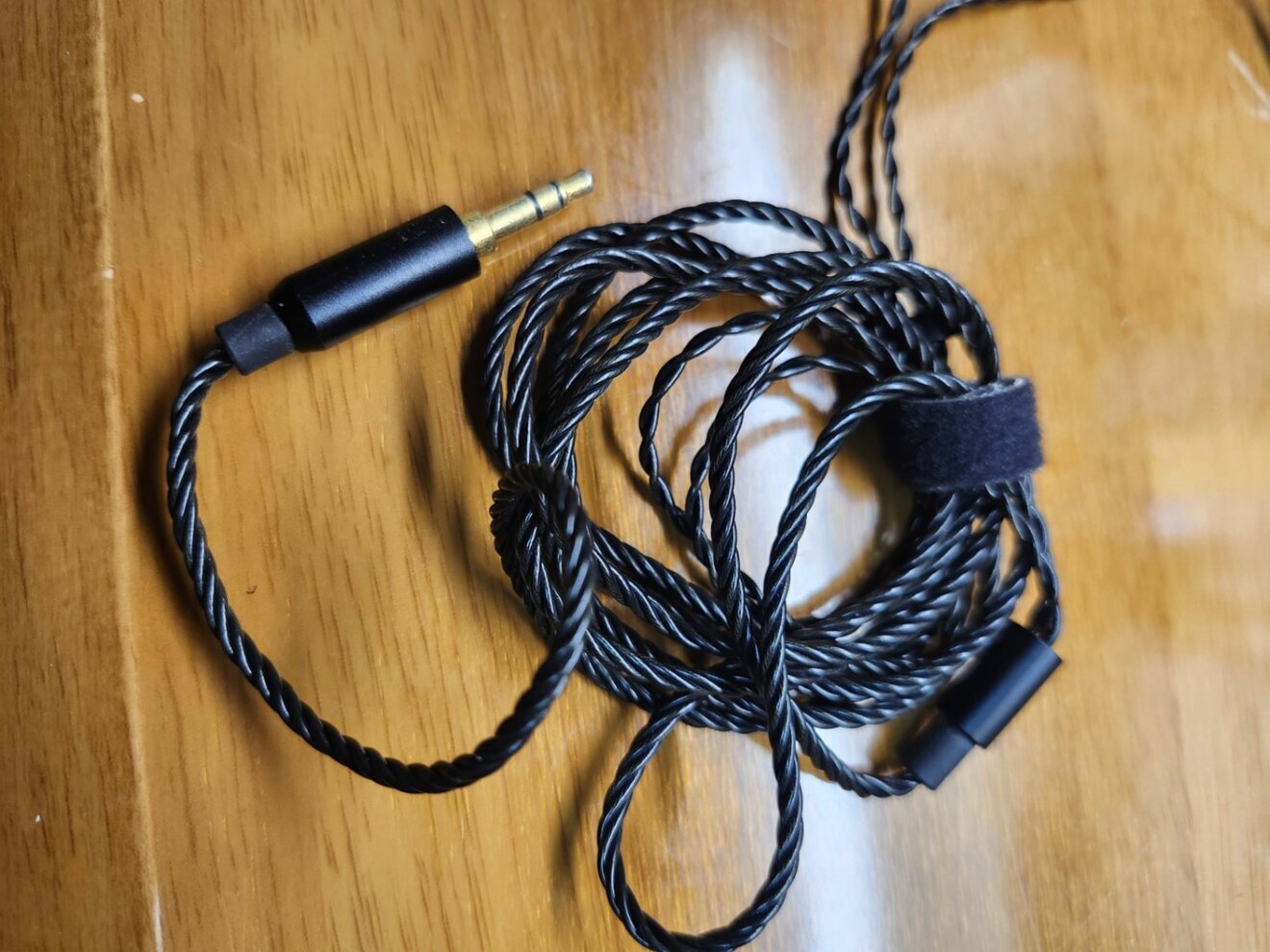 Acoustune RS THREE 有線イヤホン｜リベシティフリーマーケット