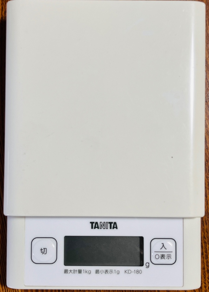 タニタ　キッチンスケール
