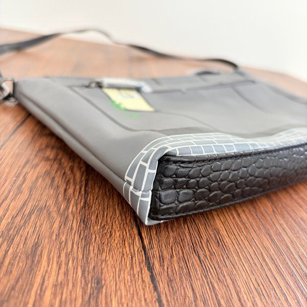Vendula London ベンデューラロンドン THE CROWN ショルダーバッグ 