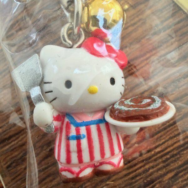 ハローキティ Hello Kitty 大阪限定 お好み焼きバージョン 根付け 携帯