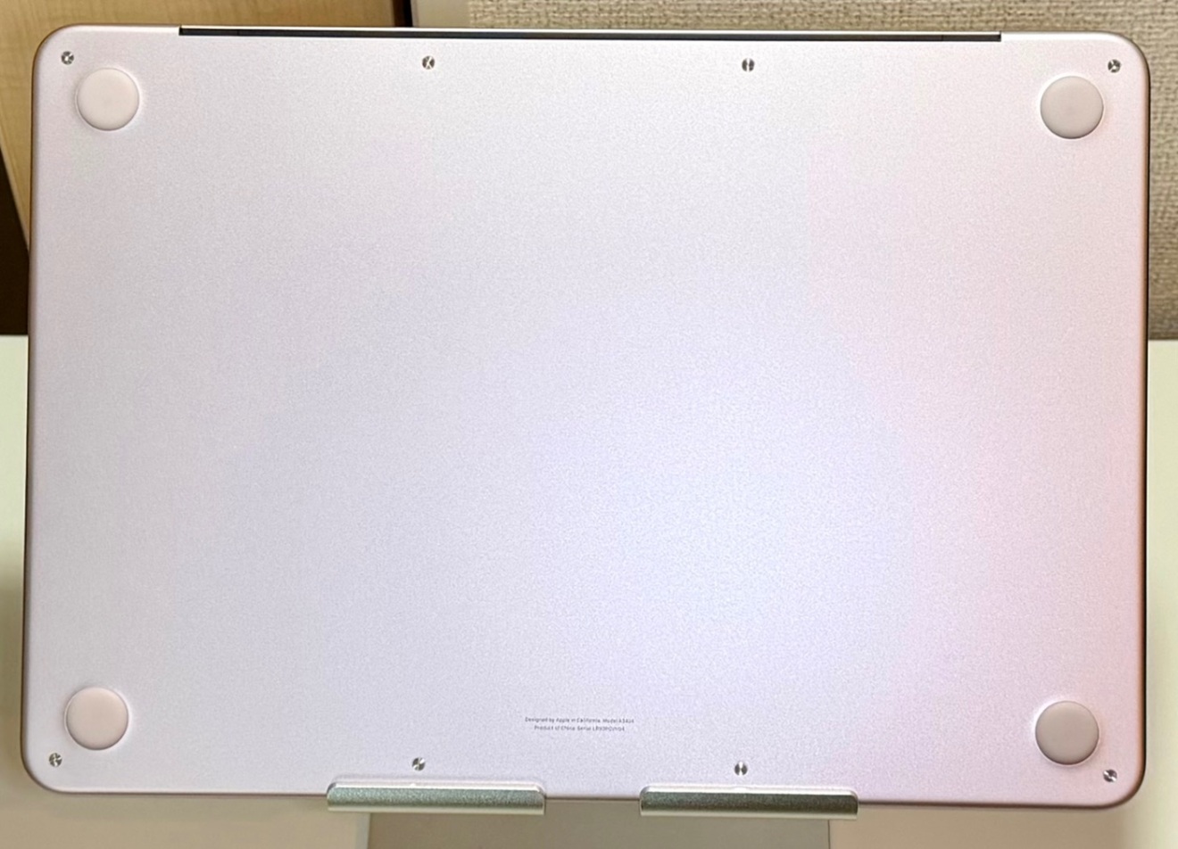 MacBook Neo 8GB/512GB 13インチ ブラッシュ BT最大容量100％｜リベ