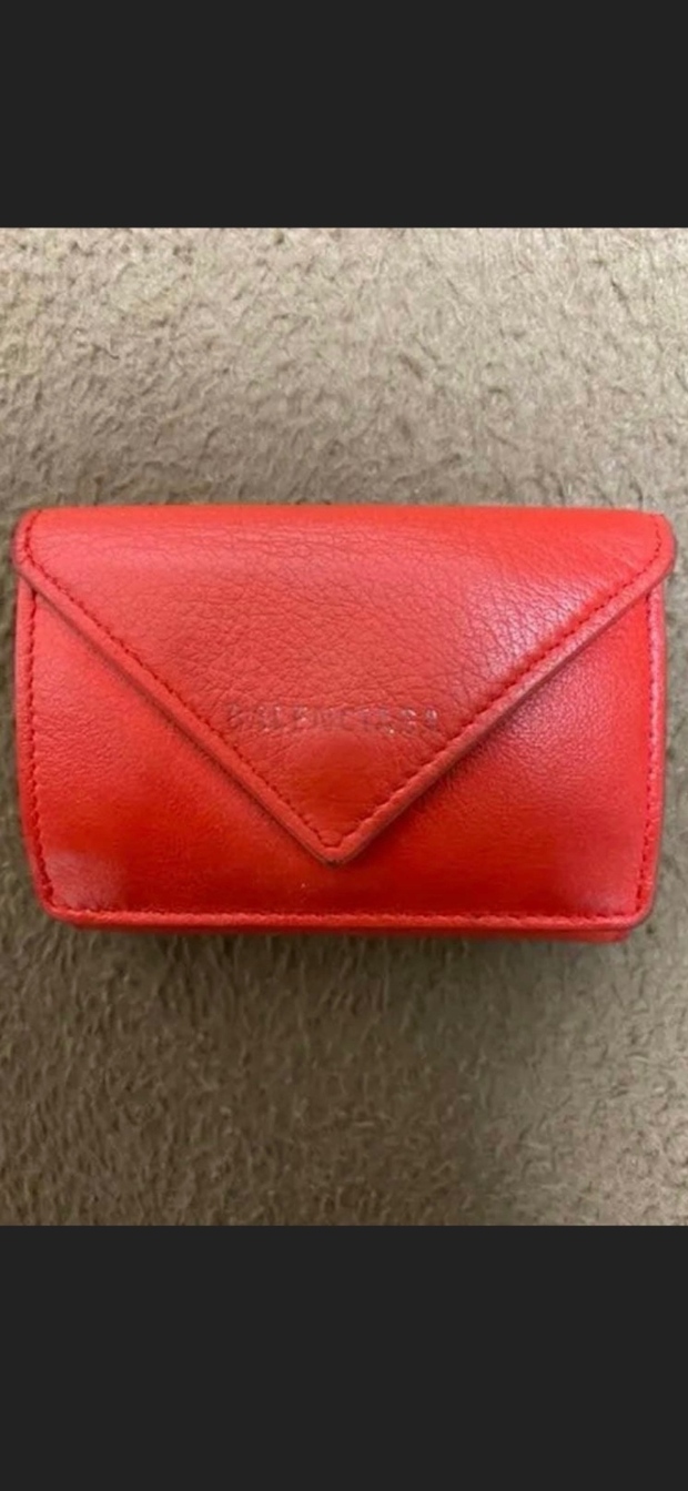 BALENCIAGA ペーパーミニウォレット　赤