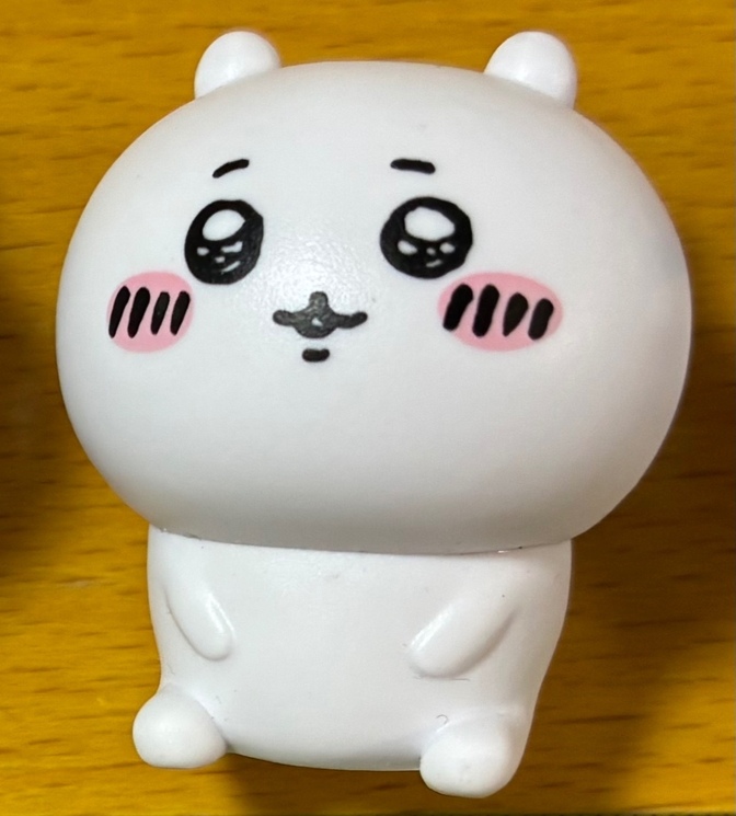 【美品】ちいかわ　インテリアミニフィギュアⅢのちいかわ【ポイント消化に】