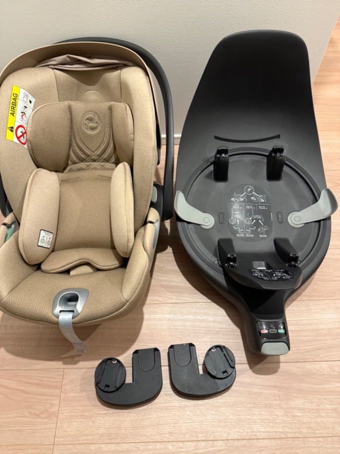 cybex チャイルドシート CLOUD T＋　ベース　カーシートアダプター
