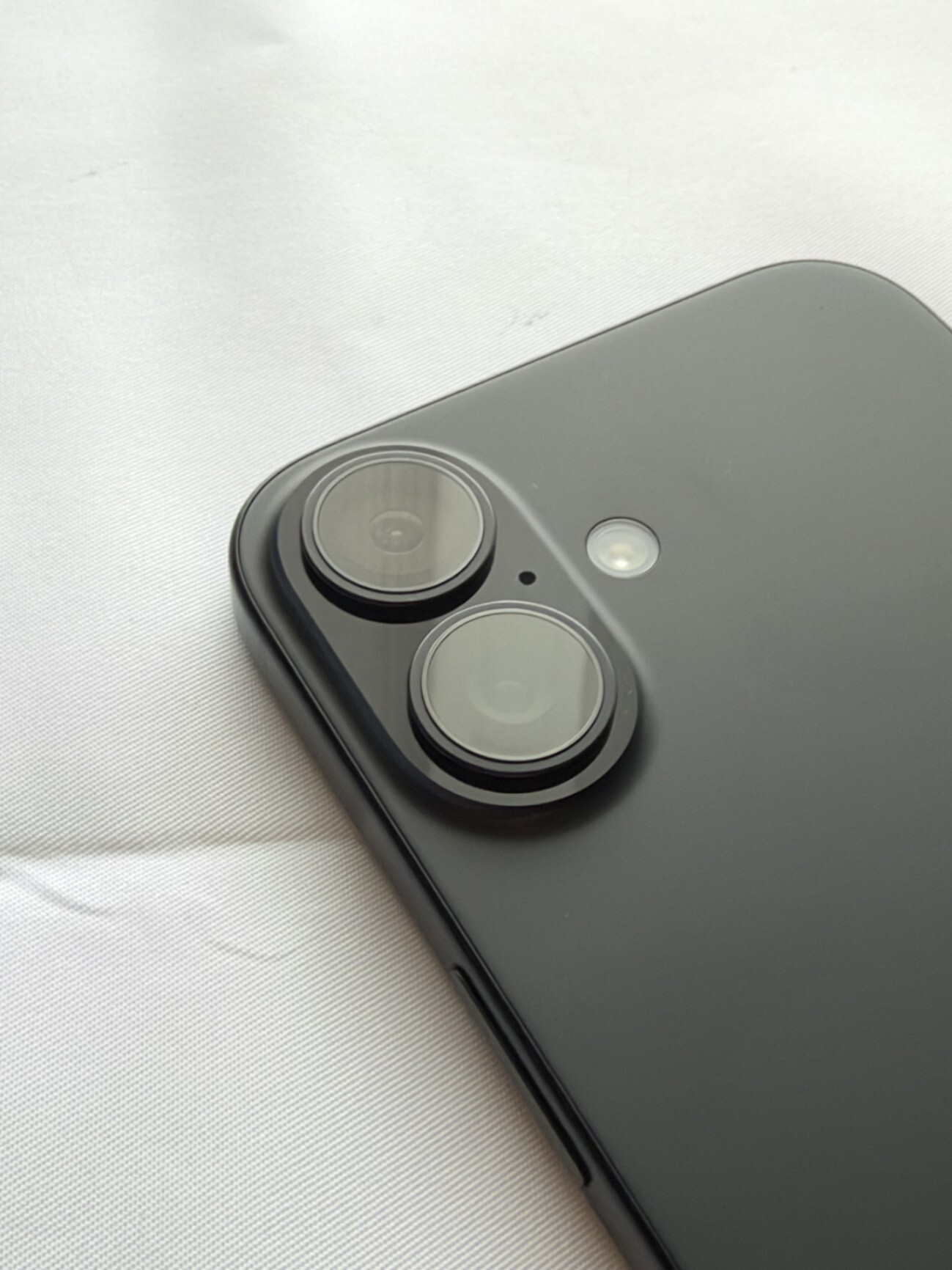 バッテリー最大容量99%】iPhone16 128GB ブラック SIMフリー｜リベ