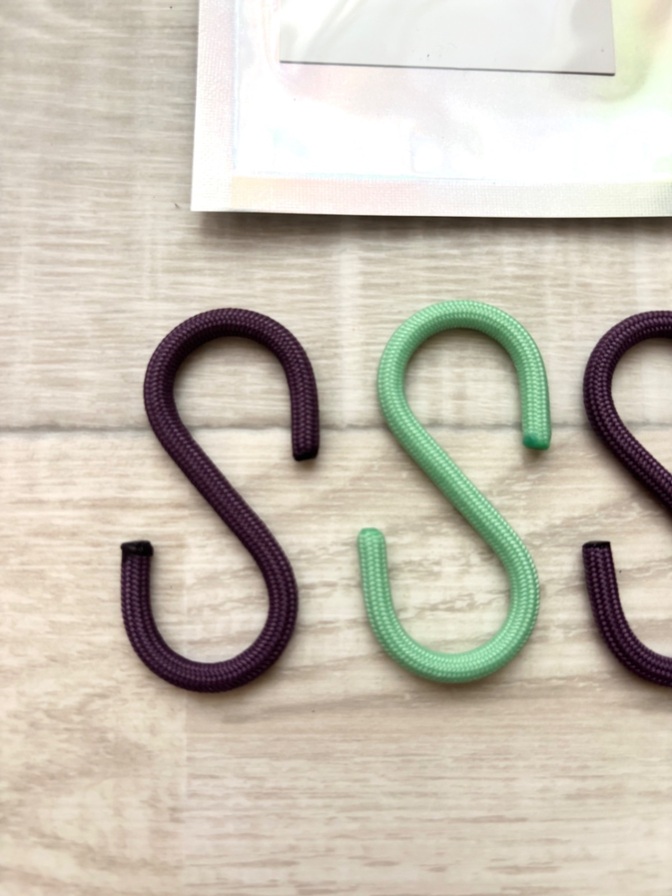 余っちゃったパラコードでS字フック　S