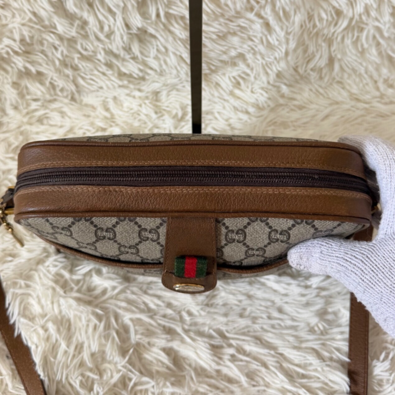 美品 チャーム 付き グッチプラス GG 総柄 ロゴ レザー ショルダー