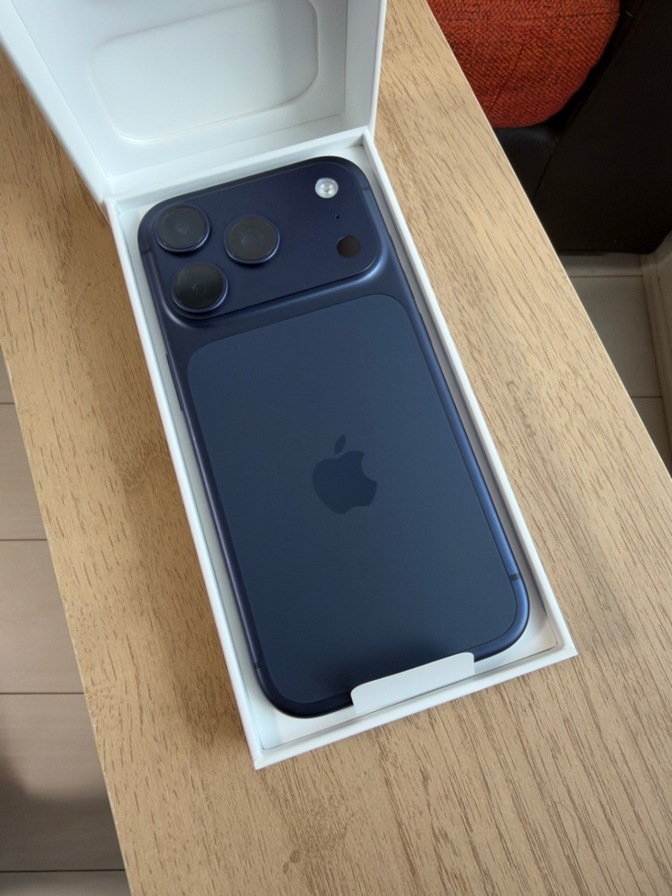 【純正バッテリー99%】iPhone17 Pro 256GB【SIMフリー】 ディープブルー