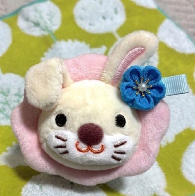 学長の髪飾り　青色
つまみ細工で作る花飾り【一点物】
