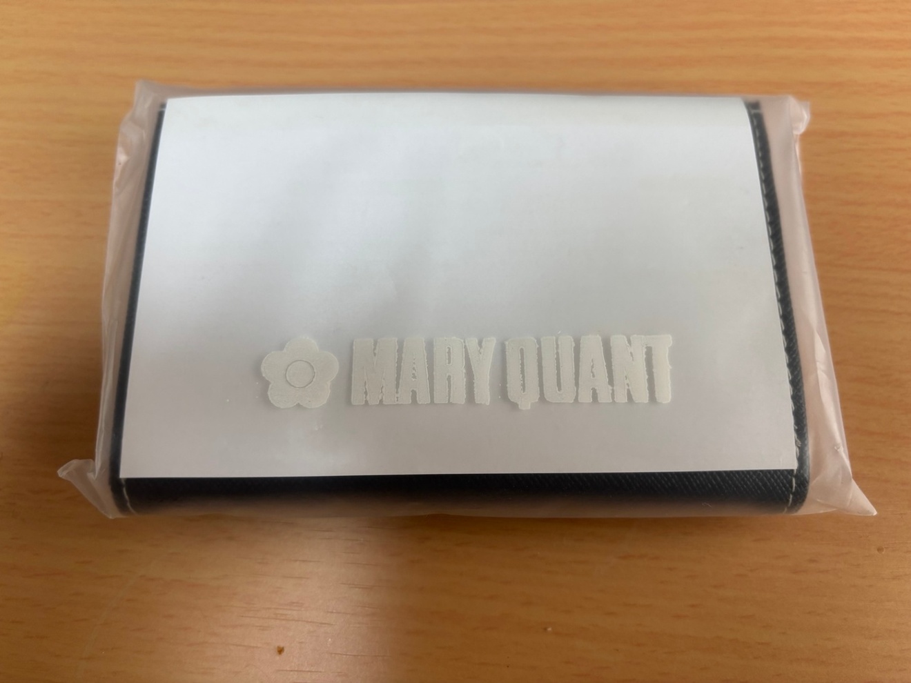 MARY QUANT MQ バイカラー カードケース ノベルティ 非売品 未使用