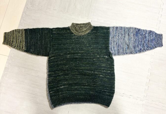 ハンドメイド 手編みセーター ハイネック グリーン×ブルー 一点物