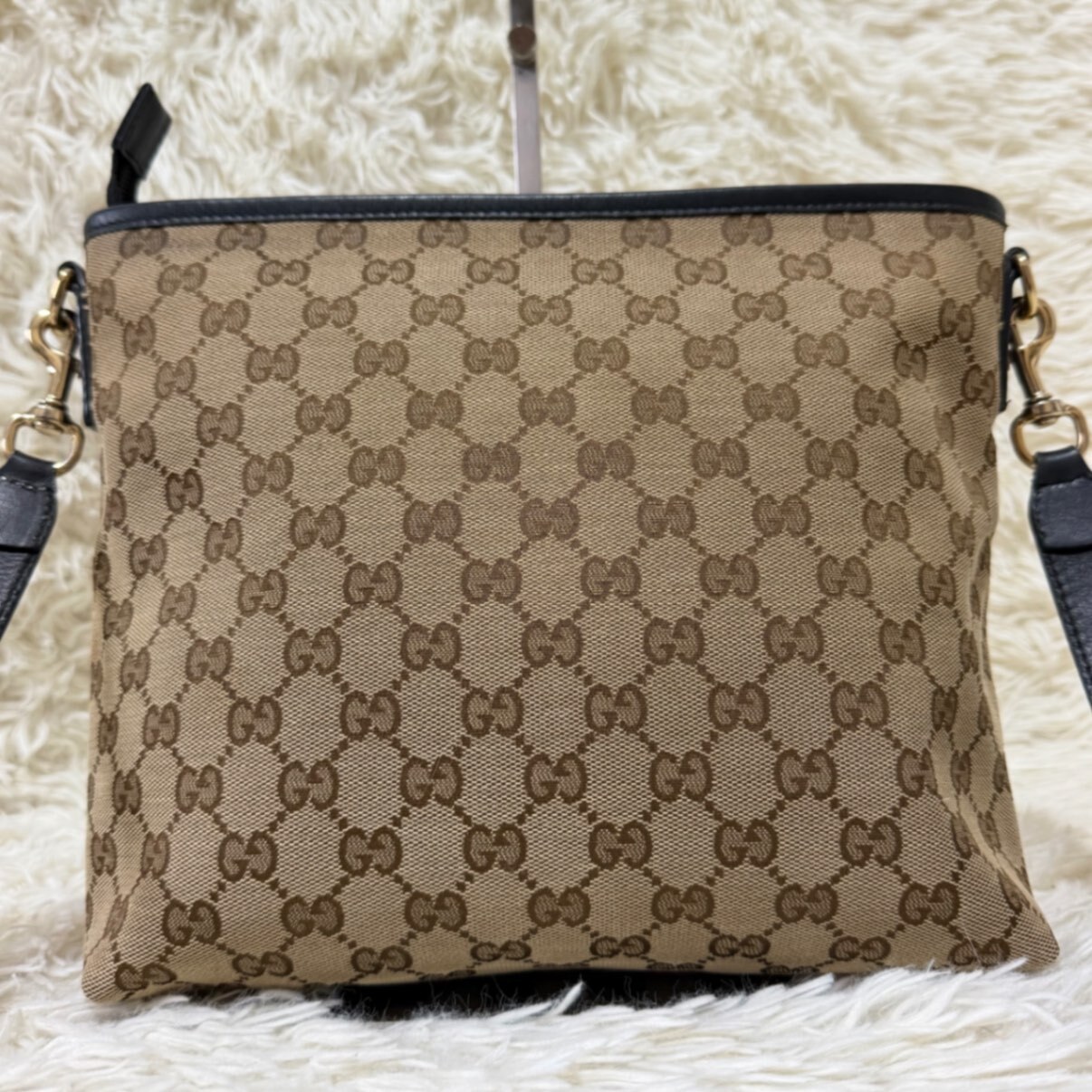 値下げ 2way GUCCI オールドグッチ GG柄 金具 ショルダーバック 金 希少 2way GUCCI オールド グッチ GG柄 金具 ショルダーバック 金