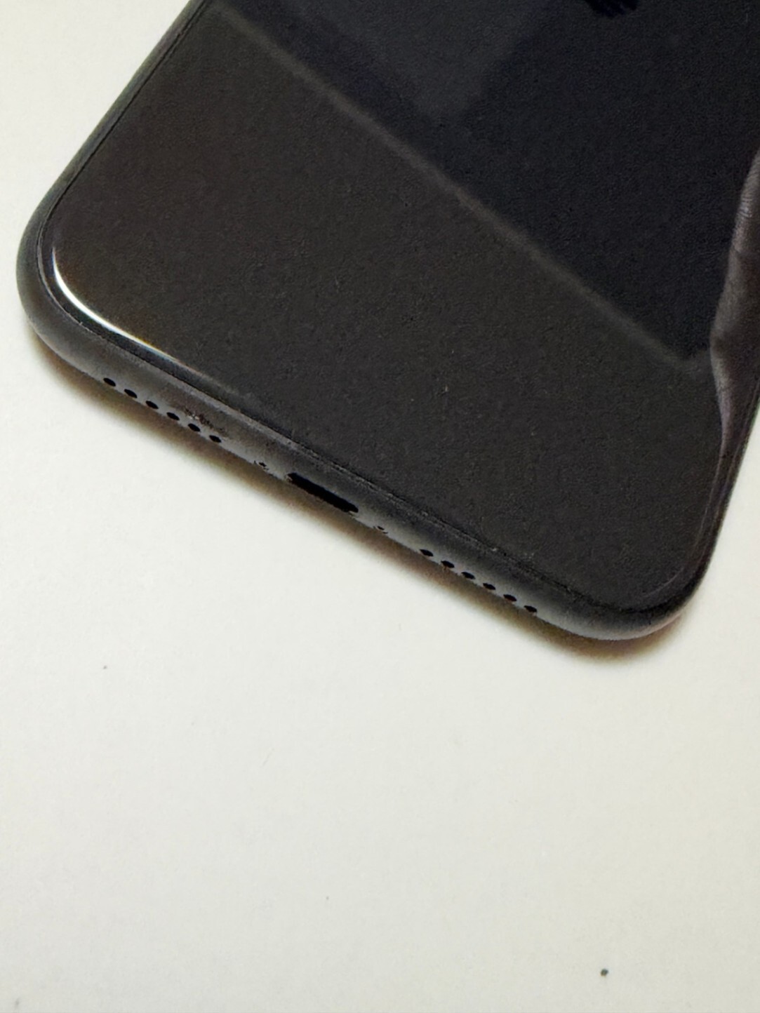 iPhone 11 64GB ブラック SIMフリー バッテリー最大容量98%｜リベ
