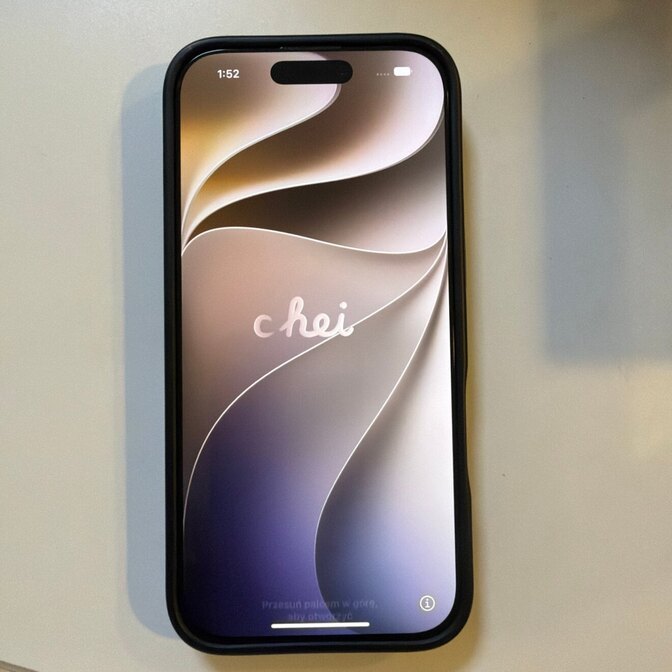 【美品】iPhone16Pro 128GB ブラックチタニウム（ケース・フィルム等おまけ付）