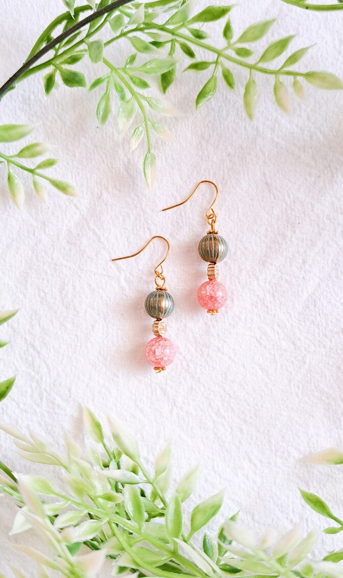 春らしい✨レトロピアス✨ピアス 大人なピアスをお探しのあなたへ✨ 再販なし✨の1点モノです😊