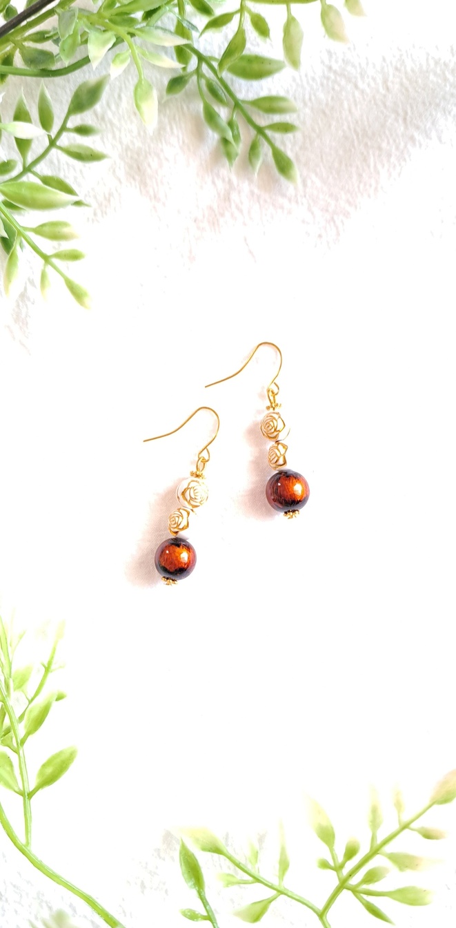 ✨レトロ✨ピアス 大人なピアスをお探しのあなたへ 再販なし!の1点モノです😊 レッド
