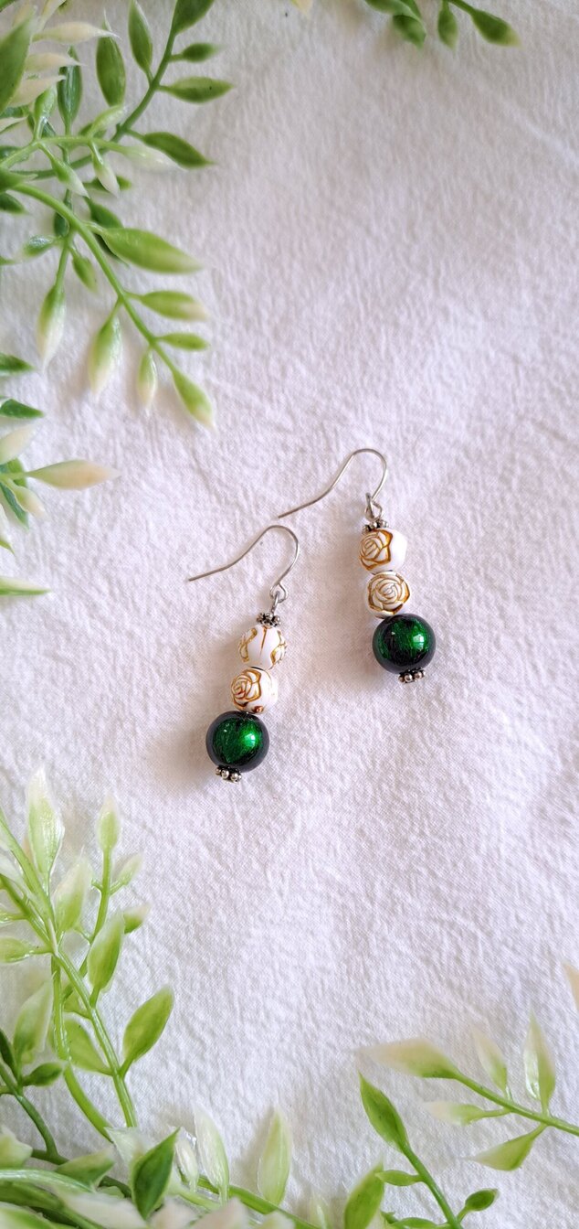 ✨レトロ✨ピアス 大人なピアスをお探しのあなたへ 再販なし!の1点モノです😊 グリーン