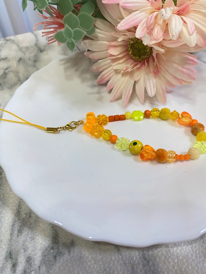 世界に一つだけ！✨
オリジナルビーズストラップ！