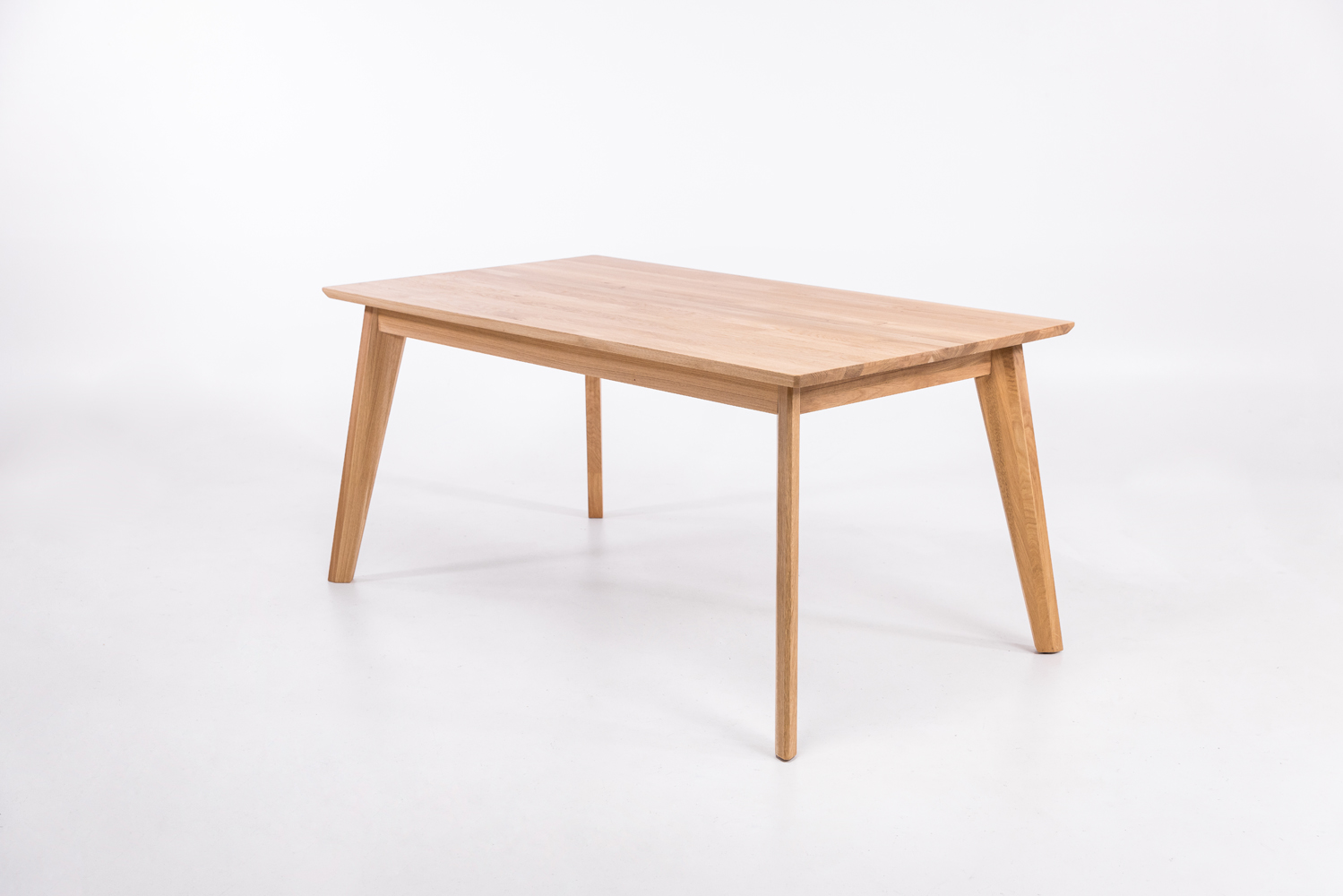 Dining table Kambio