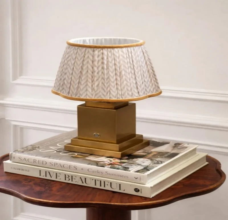 Wooden table lamp