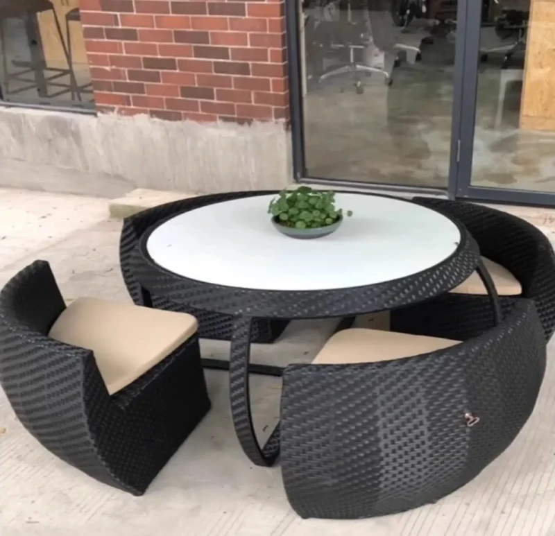 Round garden kit